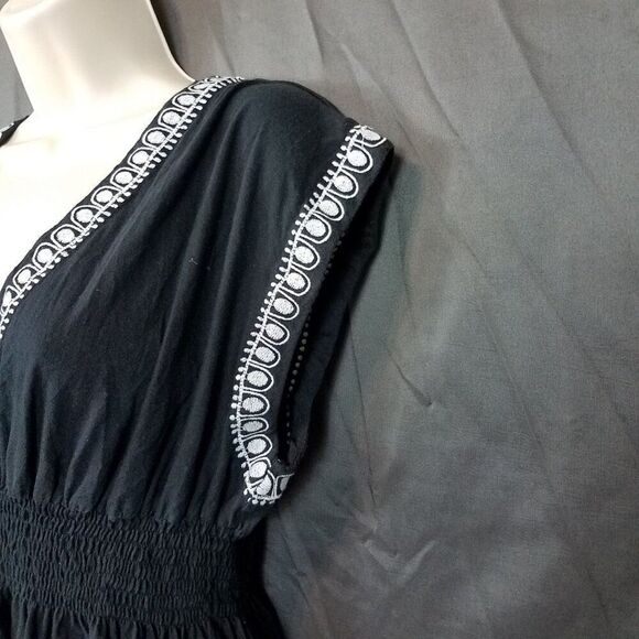 BCBG MAXAZRIA Peasant Boho Cotton Tunic Dress Black White Embroidered Size Small - Picture 4 of 14